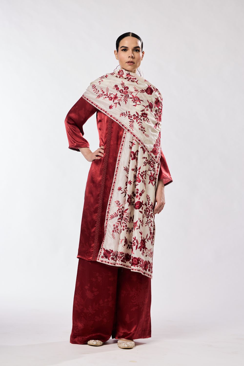 Satin Printed Kurta with Button Rose Dupatta