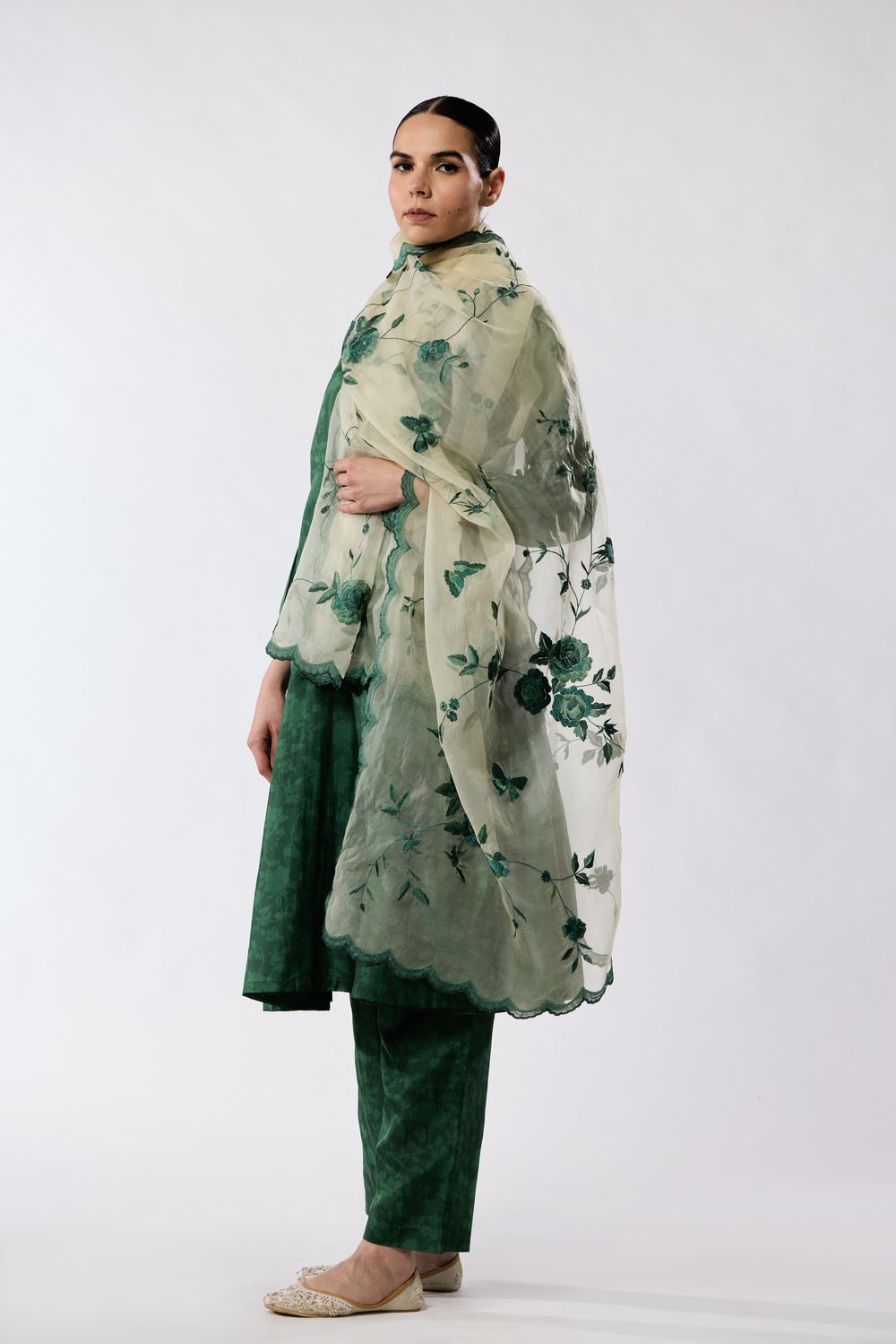 Bangalora Silk Printed Kurta with Gulshan Jaal Dupatta