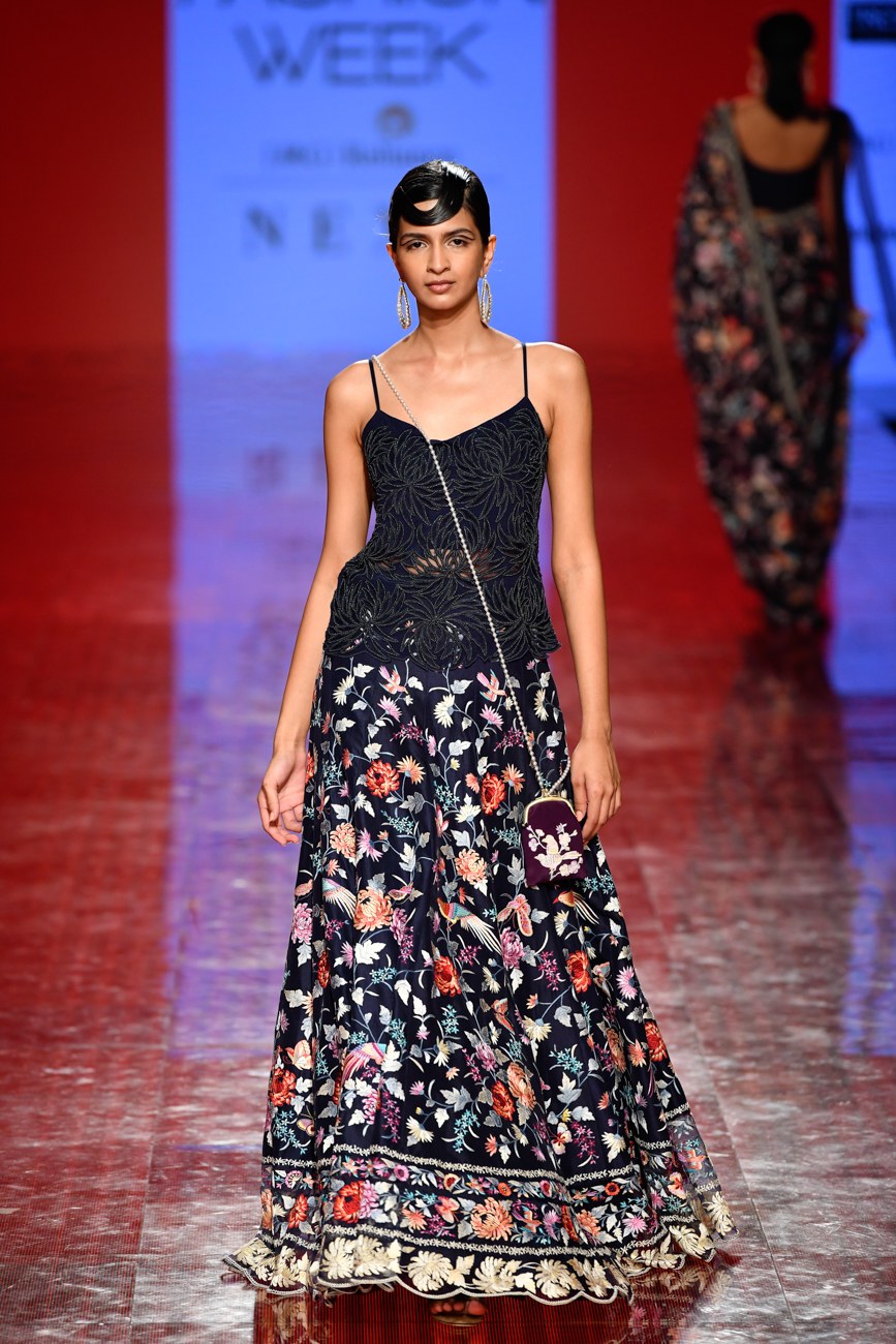 Cut work Jhabla Kiku jaal set Lehenga